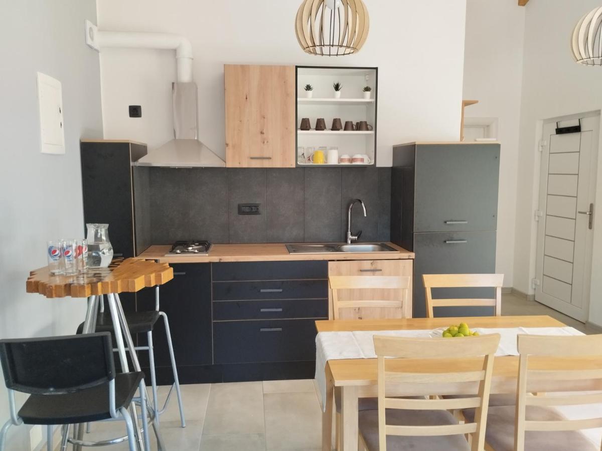 Apartamento Marti'S House In The Olive Grove Fažana Exterior foto