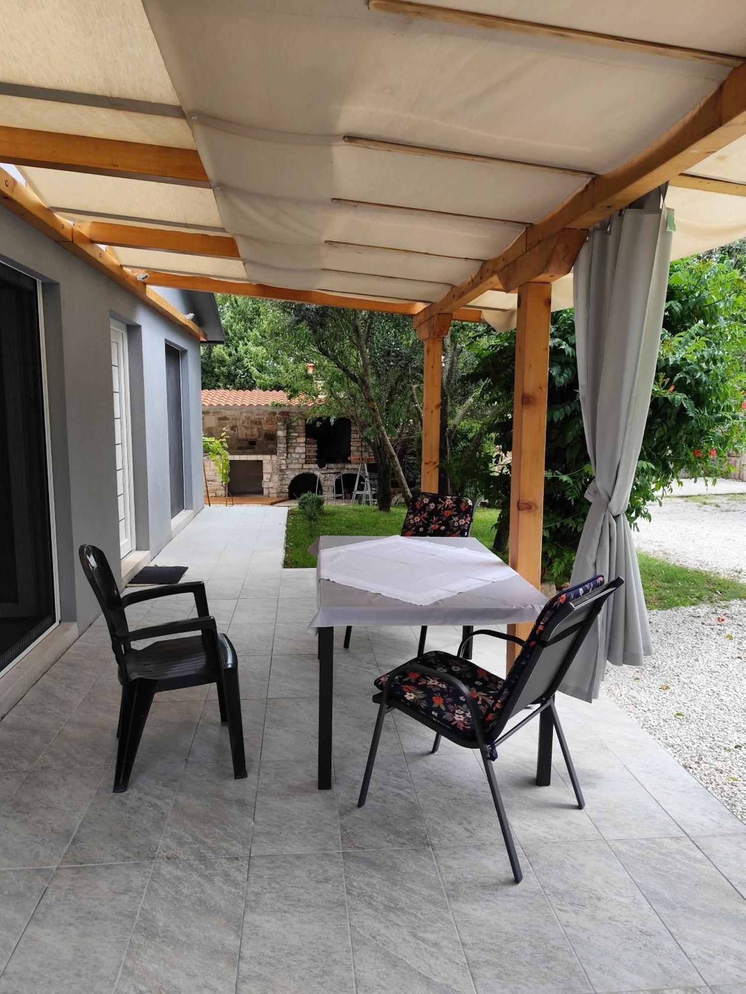 Apartamento Marti'S House In The Olive Grove Fažana Exterior foto